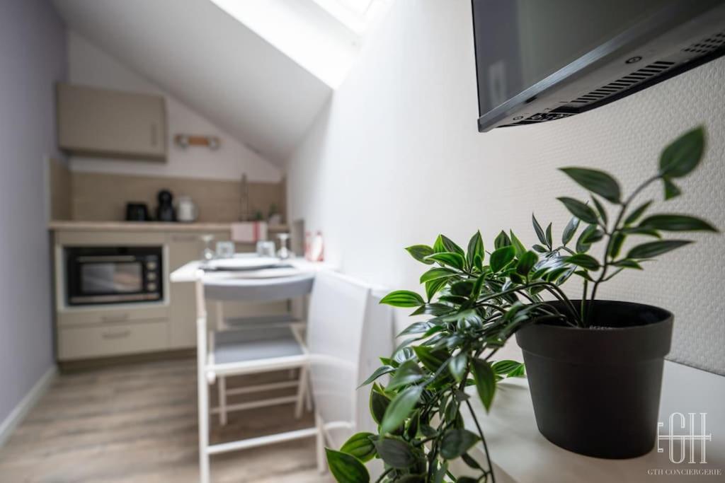 Apartament Cassia - Face Gare De Tours Zewnętrze zdjęcie